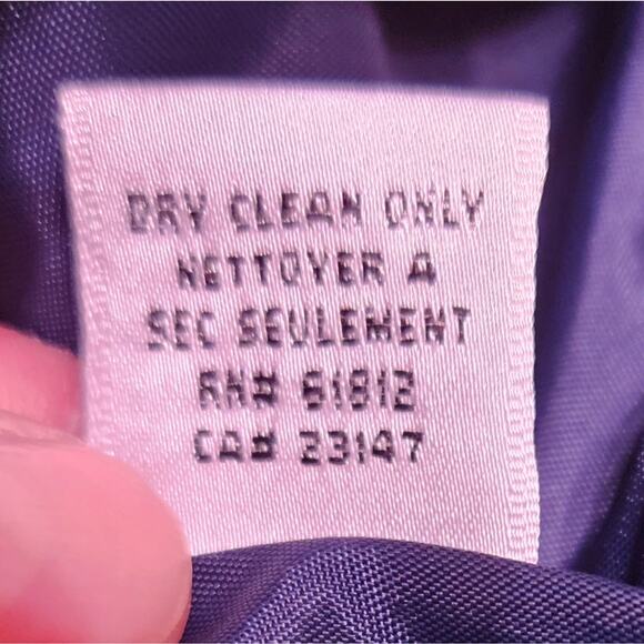 Talbots blue silk 100% silk short sleeved sheath dress. Size 6 - Picture 9 of 9